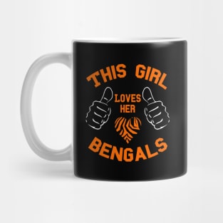 this girl loves football Mug